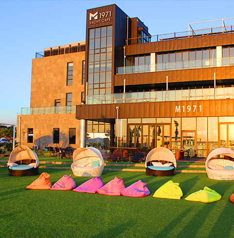 m1971 Cafe 10% Discount